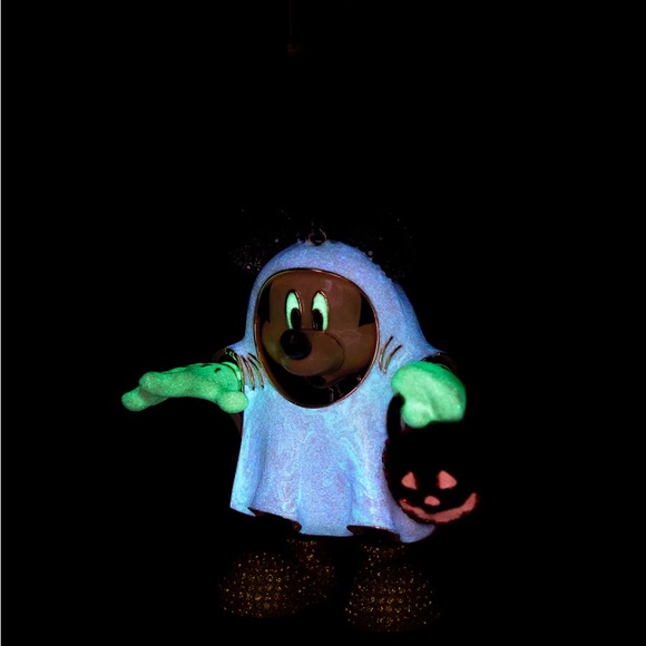 BAUBLEBAR Mickey Mouse Disney Ghost Glow-In-The-Dark Bag Charm - Picture 2 of 6